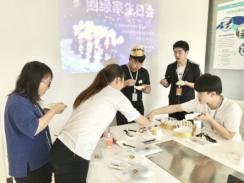 【10月生日會】我們的創(chuàng)綠家溫暖、開心，還有傳承！
