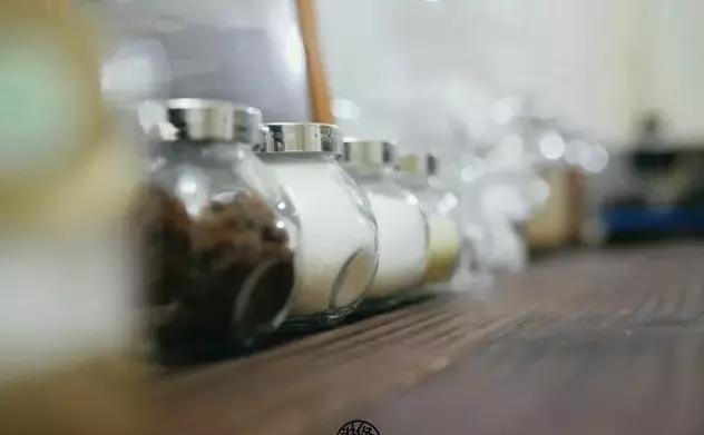 21天3000元重裝出租屋 除甲醛莫忘記！