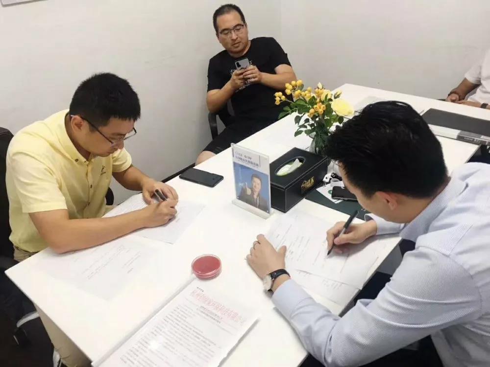 熱烈祝賀湯總簽約創(chuàng)綠家浙江省溫州市區(qū)級(jí)代理！